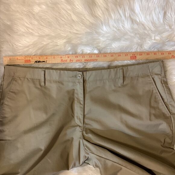 Lands'End Size 20 W khaki pants NWOT - Picture 9 of 9